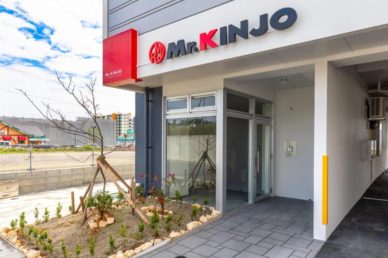 Mr.Kinjo In Grand Blue Chatan Exterior photo